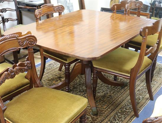 A Regency mahogany breakfast table W.129cm